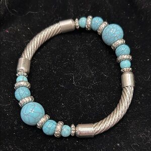 Turquoise and Silver Beaded Bracelet
